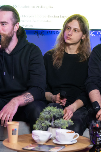 Pokalbis su grupe „Juodvarnis"