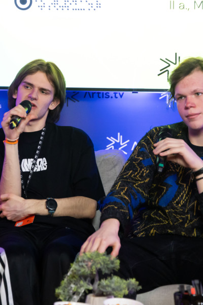 Pokalbis su grupe „Vakaris mirė"