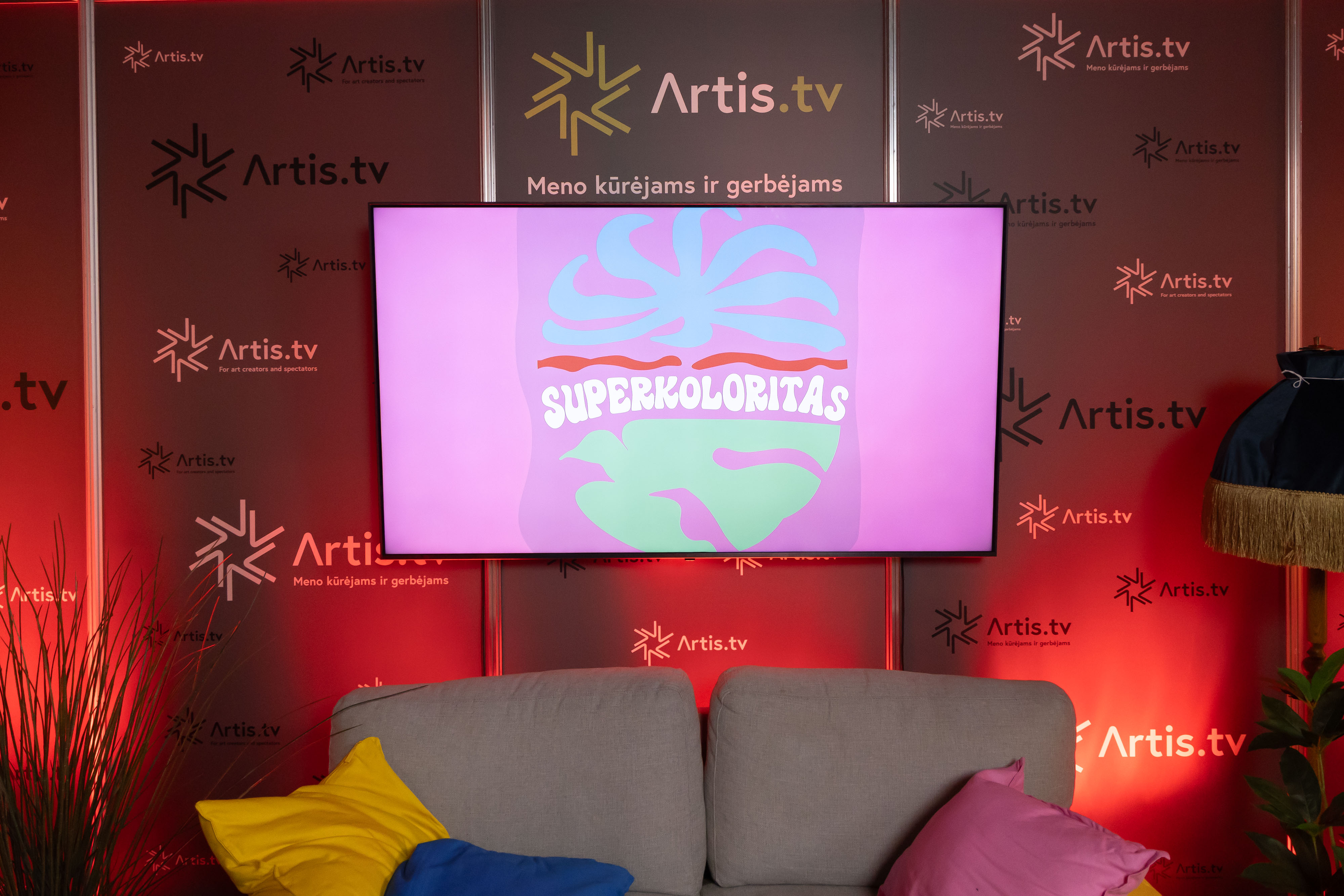 Pokalbis su grupe „Superkoloritas"