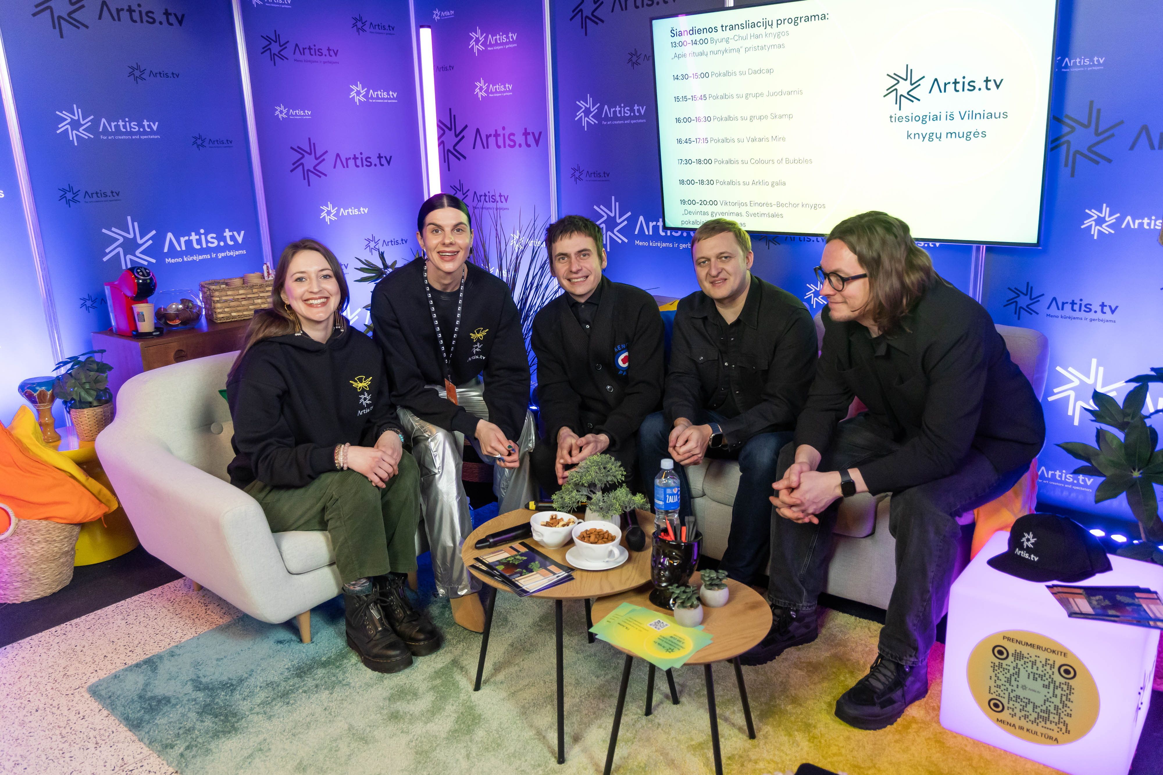 Pokalbis su grupe „Colours of Bubbles"